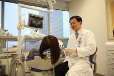 치과 교정 대부 국윤아 성모병원 교수...비발치 교정 대중화 이끈다