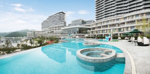 수영장 매출 400% 껑충…한화리조트 거제 벨버디어, 야외 온수풀·객실패키지 판매