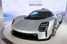 [슬라이드 화보] 혁신적인 디자인, 포르쉐 콘셉트카 919 스트리트 공개