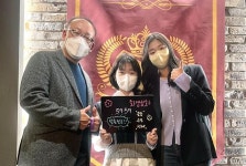 25세 신입사원이 임원에게 MZ세대 문화 가르친다…LG유플러스, 리버스 멘토링 진행