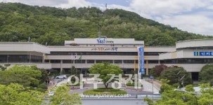 의왕시, 백운커뮤니티센터 내 조성한 백운호수도서관 문 열어