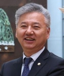 홍성국 의원 균형·분권 상징성 높은 수도권 소재 위원회 세종 이전해야