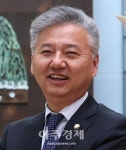 [인물] 홍성국 위원장 정량화된 평가시스템 만들어 많은 인재 들어올 수 있도록 온힘