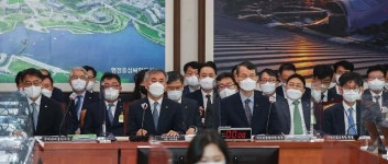 [2022 국감]일감몰아주기·땅장사 등 질타...LH직무대행 혁신 위해 뼈를 깎는 노력