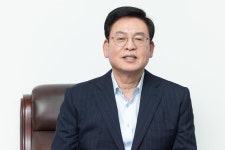 [단독] 지역금고 통제 못하는 새마을 중앙회···행안부도 손 놨다