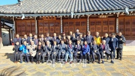 우범기 전주시장, 기령당 찾아 새해 인사
