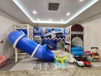 [기수정의 여행 in] 키즈카페·물놀이장 한곳에…어린이 고객 마음 제대로 홀렸다