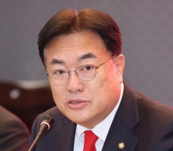 [인물 탐구] 정진석 與 비대위원장, 주도권 잡고 당 내홍 잠재운 일등공신