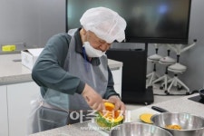 묵호노인종합복지관, 뇌 건강학교 치매예방 요리교실 실시