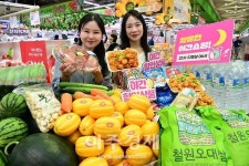 [포토] 하나로마트 양재점, 야간 쇼핑 할인 진행