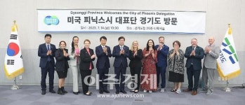 염태영 경제부지사, 미국 피닉스시 시장 접견