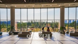 수원시, 수원시민의 특별한 정원 일월수목원 발간