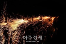 무주 두문마을 전통낙화놀이축제, 이달 4~5일 열려