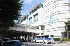 [분당 흉기난동] 경찰병력 배치된 서현역 일대