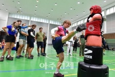 [포토] 태권도 체험하는 잼버리 대원들