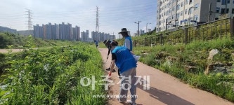 시흥도시공사, 녹색환경 보호 위한 장현천 플로깅 실시