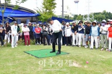 [포토] 오승록 노원구청장, 노원구청장배 파크골프대회 참석