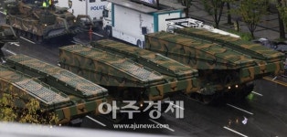 [포토] 시가행진 하는 K-1 AVLB 교량전차