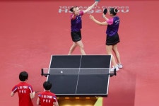 [포토] 신유빈·전지희, 여자복식 21년 만에 AG 금