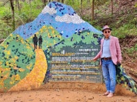 [기수정의 여행 in] 足足이 느끼는 황토의 맛…맨발걷기의 성지 입소문