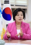 신계용 시장 과천온정 설치로 시민들 대중교통 이용 좀 더 편안해지길 기대