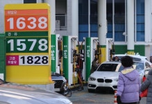 주유소 기름값 9주 연속 하락…연말 추가 하락 전망