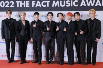테일러 스위프트도 제쳤다…'대세' 에이티즈, 빌보드200 정상 차지