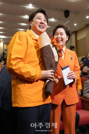 [포토] 인사 나누는 이준석·양향자