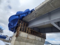 강진군 춘전인도교 신축 교량 절반 와르르... 나머지는