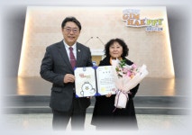 [김해시소식]홍태용 김해시장, 지역 우수기업 현장 방문 外