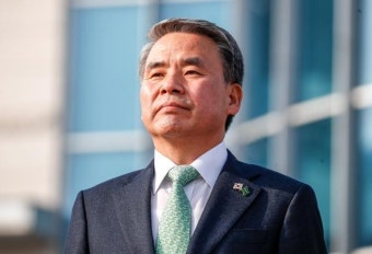 이종섭, 출국한지 11일만 귀국…외교부 