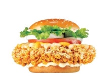 초대형 패티 경쟁…맘스터치,  다음 달 메가 싸이버거 출시한다