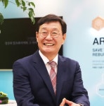 아리바이오 경구용 치매약 독점 판매권 계약···누적 1조1200억 달성