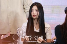 [포토] 베이비몬스터 아현, 스타필드 수원 팬사인회 참석
