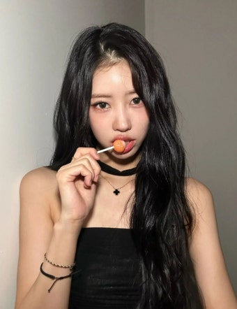 이미주 이상형은 180 키+하얀 피부 남자...