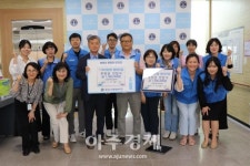 묵호노인종합복지관, 우리은행 동해지점에서 후원금 150만원 전달