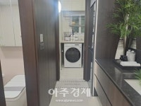 [르포] 호수공원 품은 49층 대단지…인파 몰린 고양 장항 카이브 유보라 견본주택 