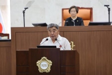 서천군의회, 후반기 의장 김경제·부의장 김아진 의원 선출