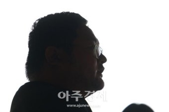 [포토] 검찰 자진출석한 유튜버 구제역