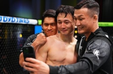 '슈퍼보이' 최두호 8년 만에 감격승...이정영은 UFC 첫 패배