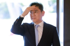 [이재용 리더십]  ①경영 10년, 뚜렷한 비전 부재… 과감한 JY식 결단이 필요하다