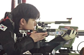 [파리올림픽 2024] '혼성서 銀 딴' 박하준, 소총 3자세서 결선 '좌절'