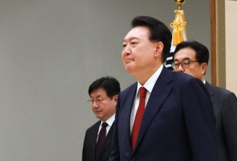 尹, 도미니카공화국 대통령 취임식에 김대기 특사 파견