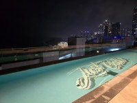 [김다이의 다이렉트] 루프톱 풀에 누워 밤바다 감상…아침엔 돼지국밥 특별한 조식