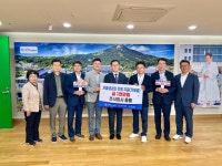 (주)올품, 경북도청에 저출생 극복 성금 1000만원 기부