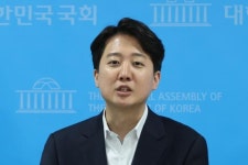 이준석 부정선거 음모론과 전쟁 선포…황교안·전한길 토론하자