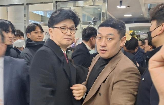 한동훈, 대구 경북대서 개헌, 시대를 바꾸자 토크쇼 진행, 검사 출신 대통령 지원 논란에 언급