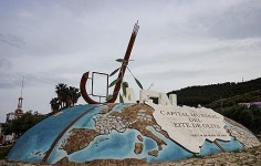 관세 폭탄에...스페인 올리브 농장, 美 현지 운영 검토