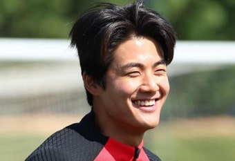 설영우, 즈베즈다전서 시즌 8호 도움…팀은 5-2 '대승'