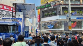 [르포] 이재명 되면 20년 할 거라 카더라 vs 젊은층은 李…PK 민심 흔들